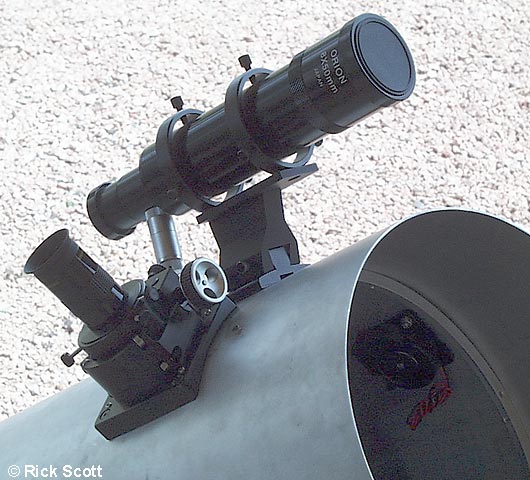 PHOTO: Focuser and Finder on 
Unpainted Tube Equatorial Mount