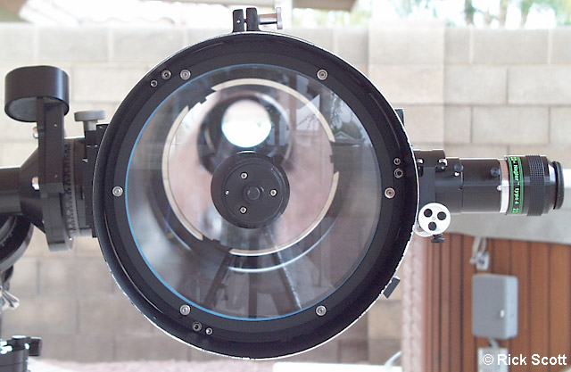 PHOTO: Front view of scope
